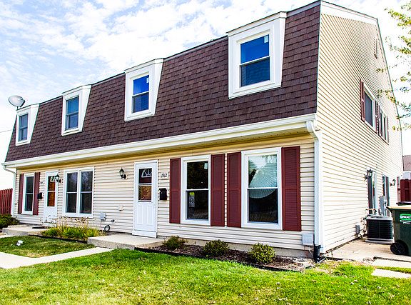 2nd image of 1912 Jamestown Cir