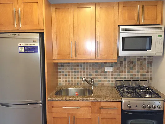 Rented by Albert Feinstein Real Estate LLC. | media 25