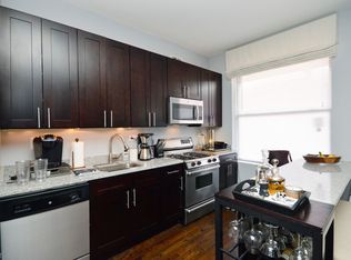 5555 N Clark St #3SE, Chicago, IL 60640