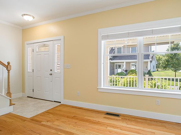 2nd image of 1 Sagamore Lane #1