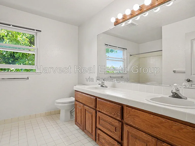 1319 Pearl St #3 — Photo 13