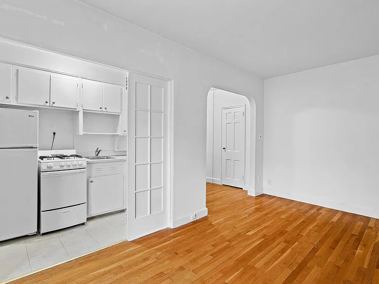 50 Follen St #510 — Photo 3