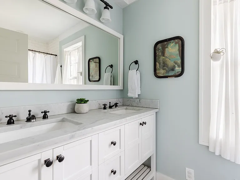 110 Brookside Cir — Photo 11