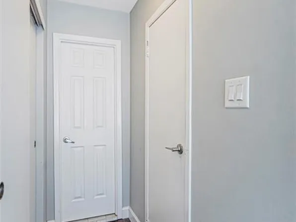 69 Rolling Hill Green image 22 of 30