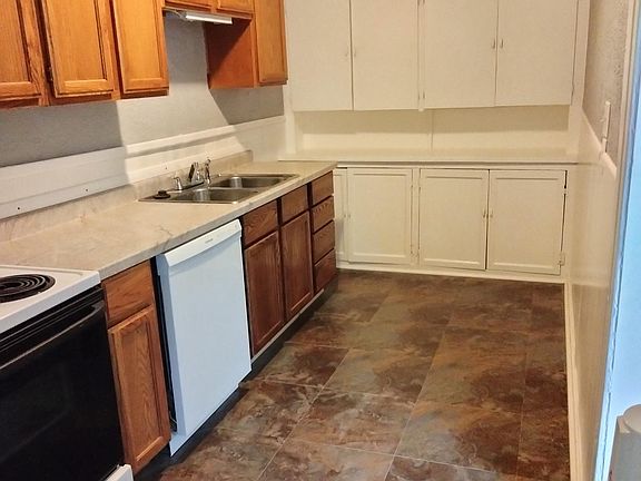 3rd image of 4201 Holmes St #3