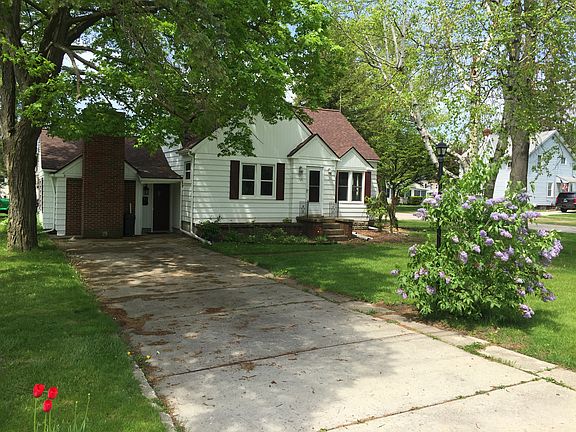 2nd image of 159 N Washington St