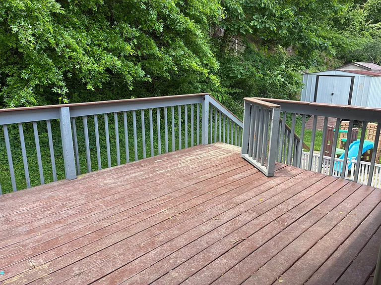 111 Phyllis Dr — Photo 24