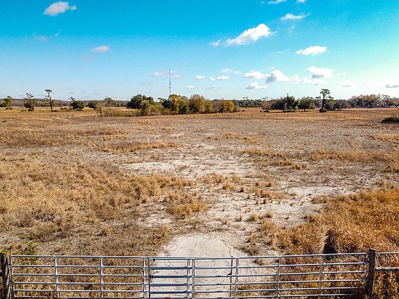 3rd image of 5151 S Kenansville Road