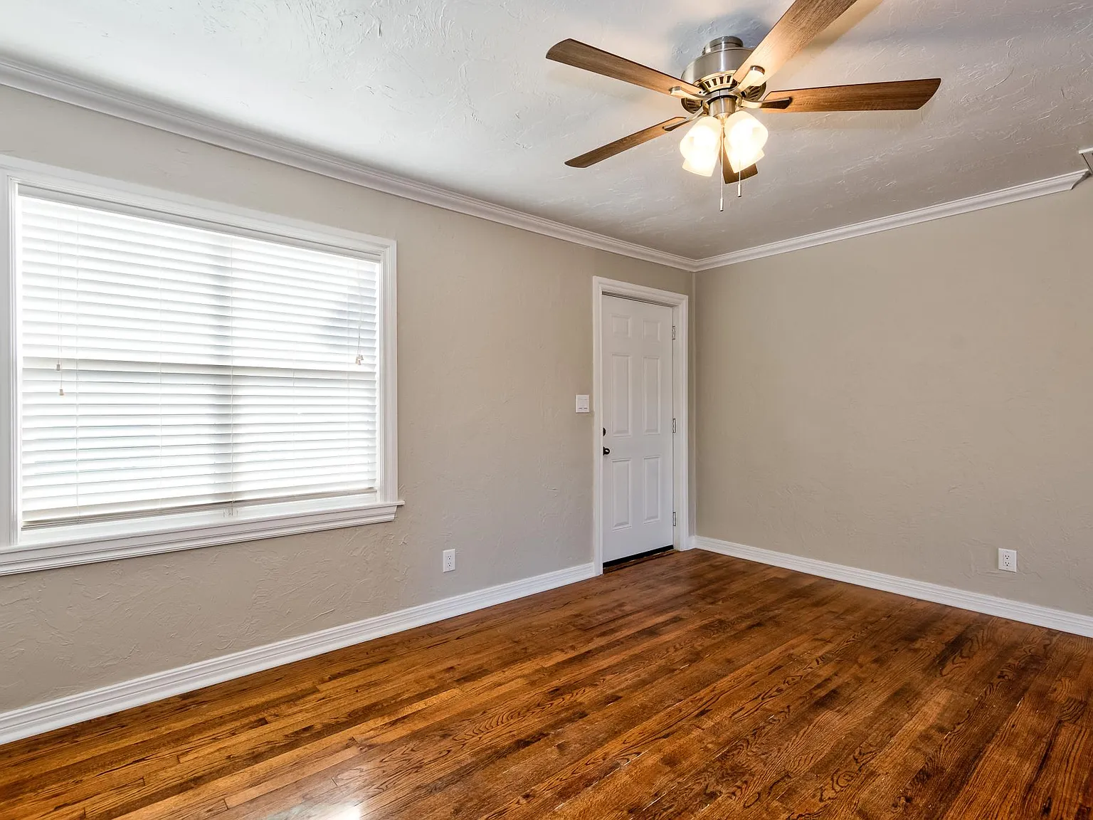 101 W Vida Way — Photo 3