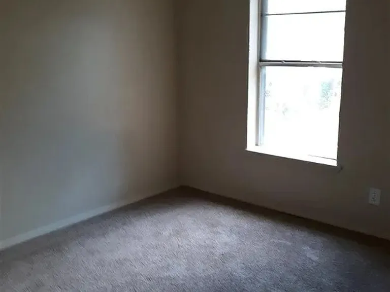 1814 SW F Ave — Photo 4