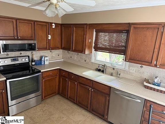 2nd image of 40 Wood Pointe Dr Unit 73