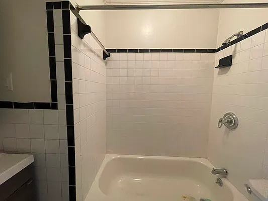 Rented by Best Apartments North Inc | media 28