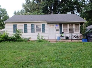 451 N 39th St, Belleville, IL 62226