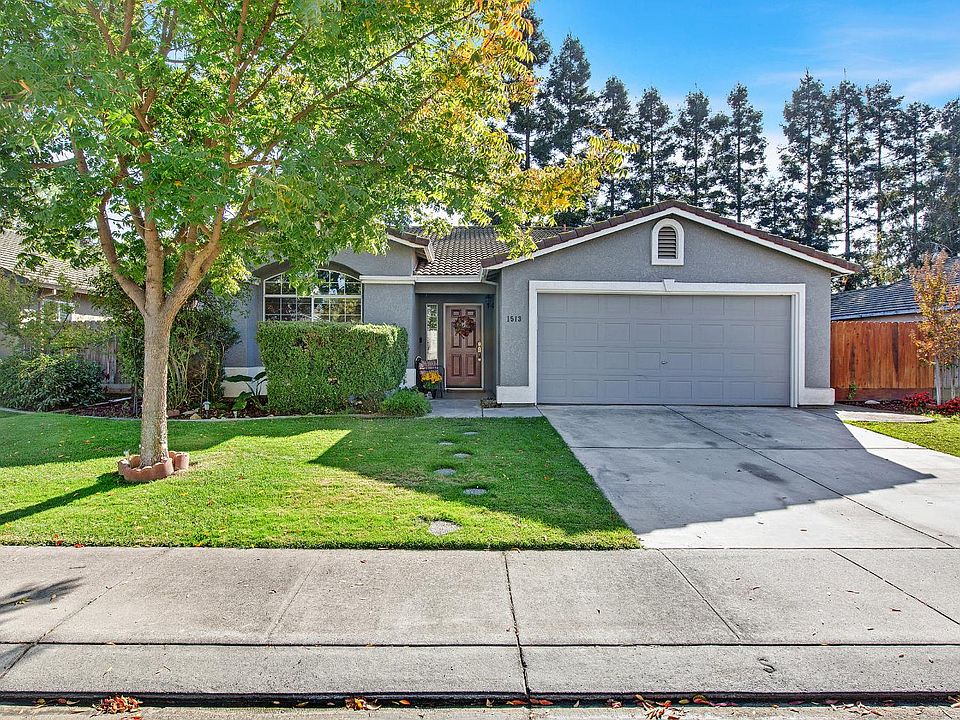 1st image of 1513 Adriana Way
