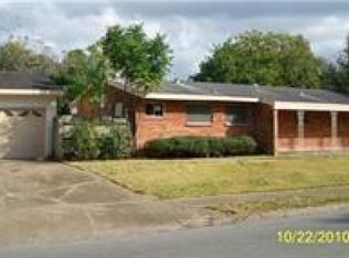 6822 Sharpview Dr, Houston, TX 77074