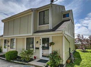 8156 Marty St, Overland Park, KS 66204