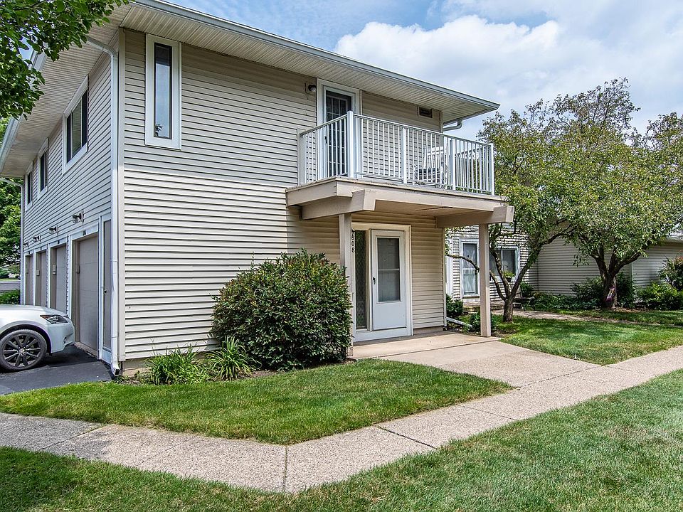 808 Eastbrooke Ln, Rochester, NY 14618 | Zillow