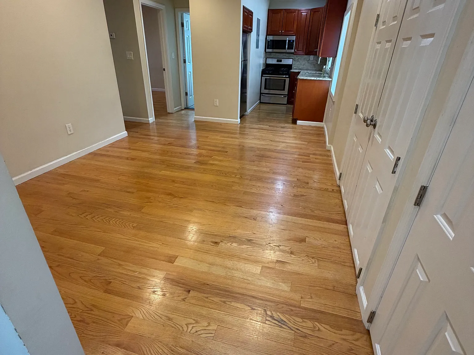 2 bed, $2,900 — Photo 2