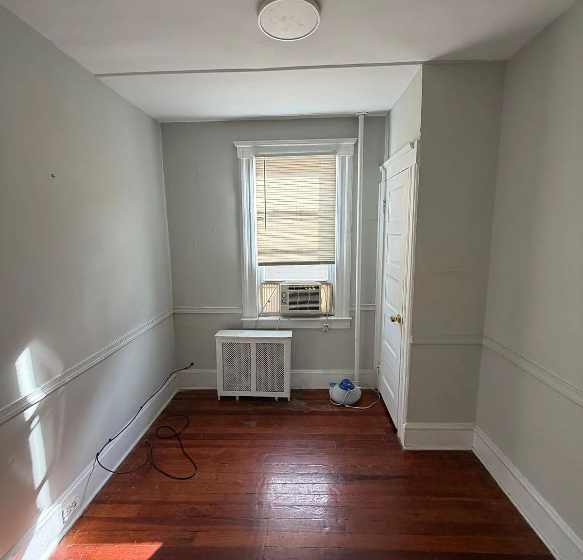 6 bed, $3,000 — Photo 3