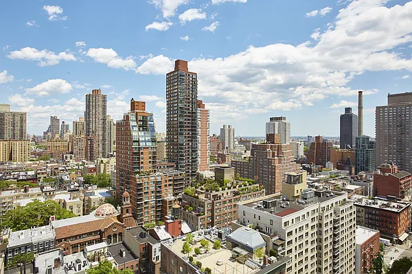 Sold by Brown Harris Stevens | media 18