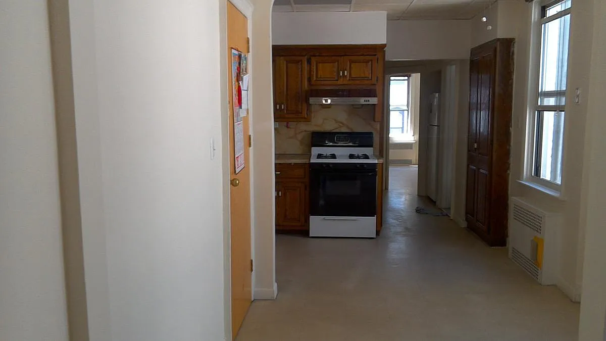 1872 76th Street — Photo 3