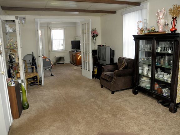 3rd image of 45-33 206th Street