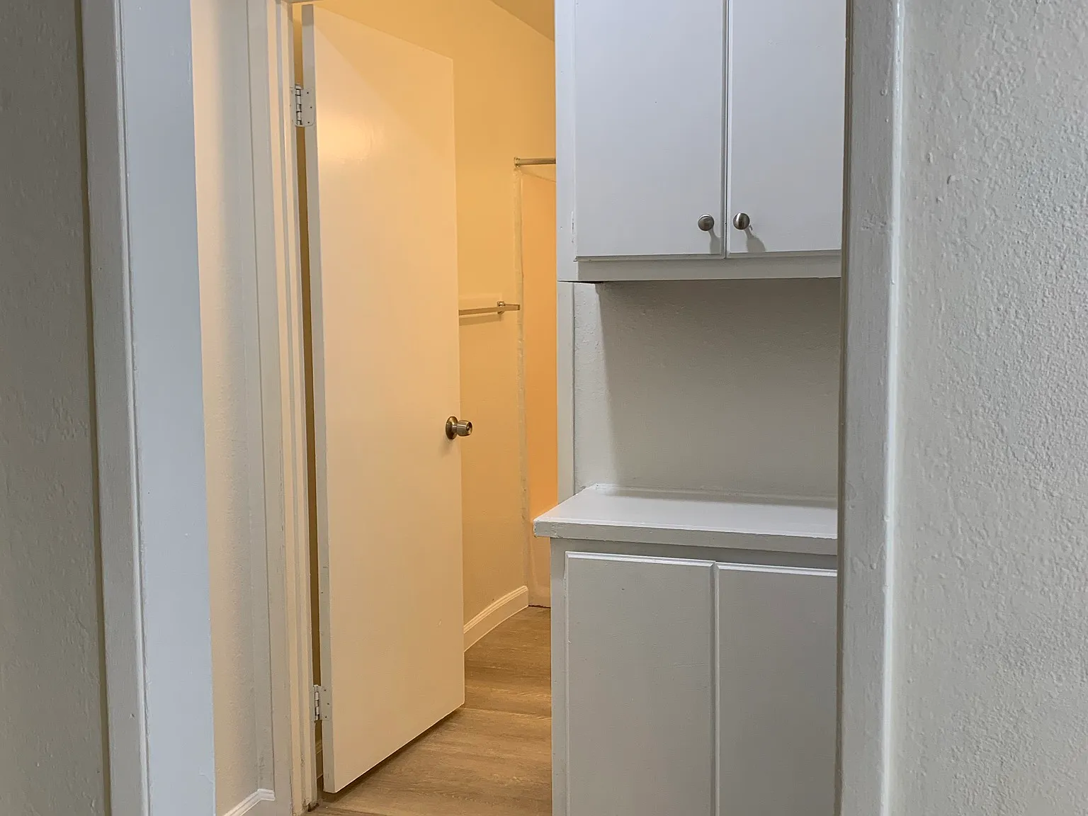2 bed, 850 sqft, $2,275 — Photo 2