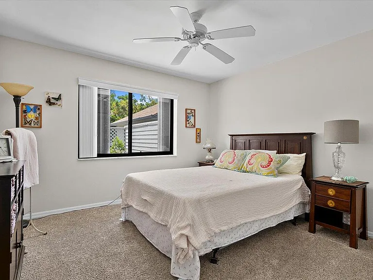 6111 SE Georgetown Pl — Photo 16