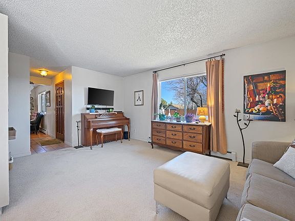 5th image of 601 Glacier Dr