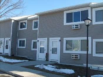 2nd image of 12 Fishkill Glen Dr