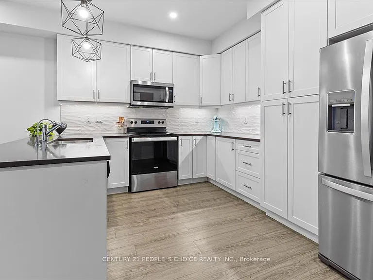 51 Sparrow Ave #56 — Photo 8