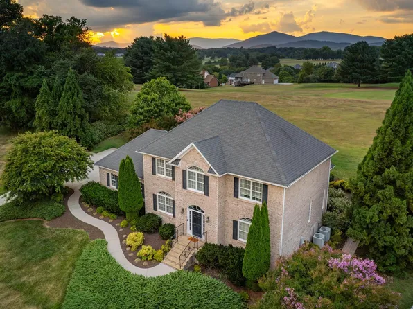 1380 Ty Bluff Rd, Forest, VA 24551