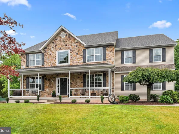 806 Arbor Ln, Schwenksville, PA 19473