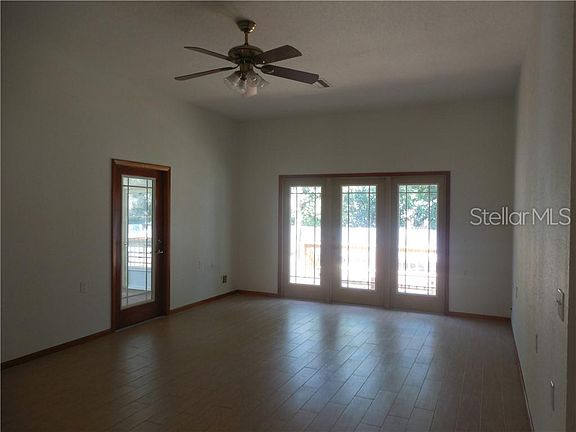 2nd image of 502 College Ave