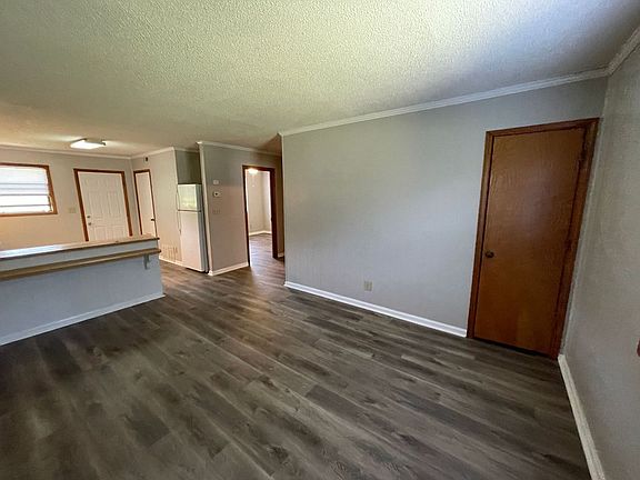 2nd image of 1200 E Academy St APT 4