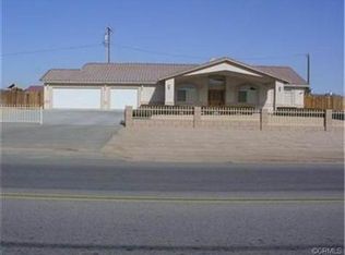 19940 Yucca Loma Rd, Apple Valley, CA 92307