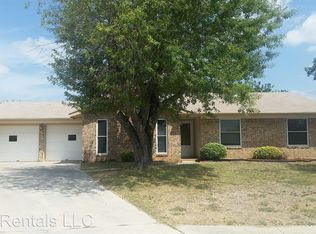 2402 Buttercup Cir, Killeen, TX 76542