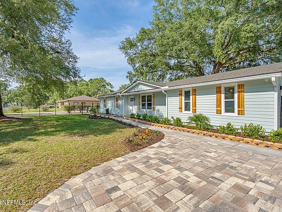 2nd image of 12473 ATTRILL Road