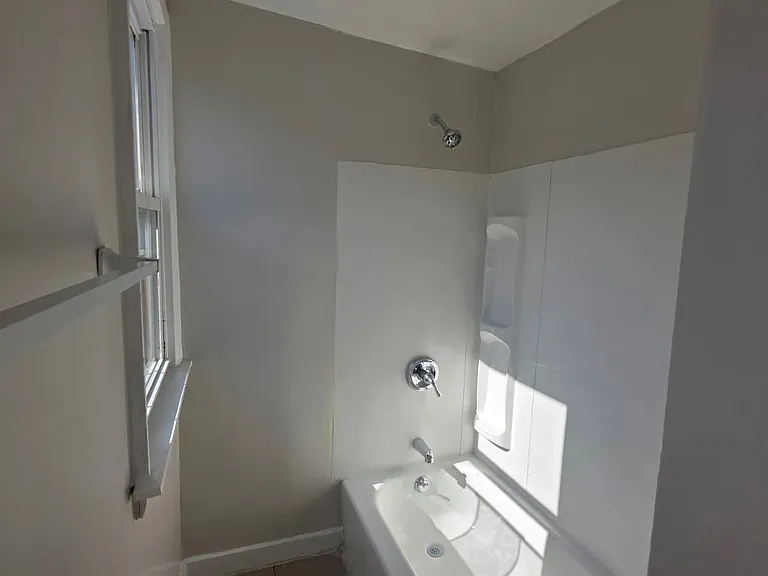 241 W Ivy St #3 — Photo 12