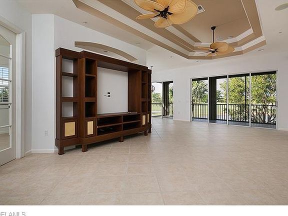 5th image of 8727 Coastline Ct APT 201