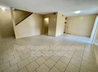 10952 Cherry Hill Ave APT 4, Baton Rouge, LA 70816