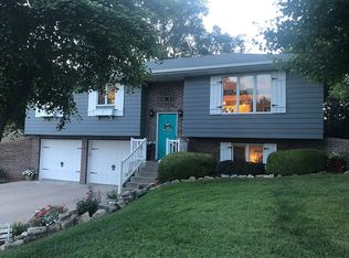 1306 Park Pl, Marysville, KS 66508