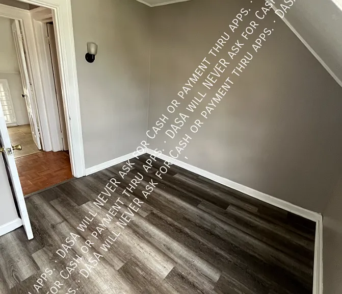 28 Newfield St #UPPER — Photo 13