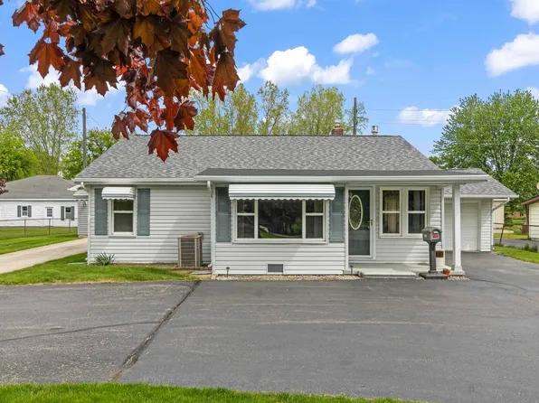 3710 N River Rd, Fort Gratiot, MI 48059