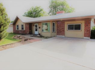 3104 Encanto Dr, Roswell, NM 88201