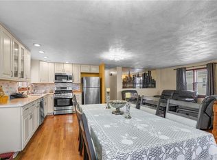 78 Hobson Ave, Pawtucket, RI 02860