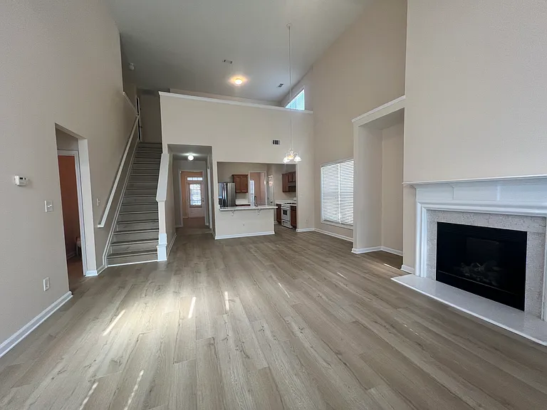 2233 Worrall Hill Dr — Photo 4