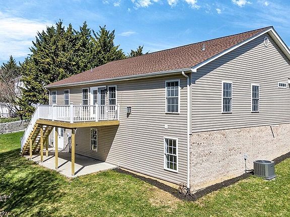 2nd image of 70 Windsor Dr