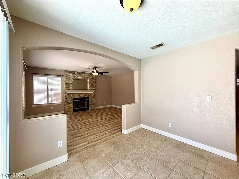 1969 Canyon Breeze Dr — Photo 15