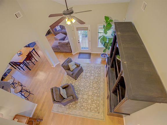 3rd image of 5226 Newton Oak Cir S